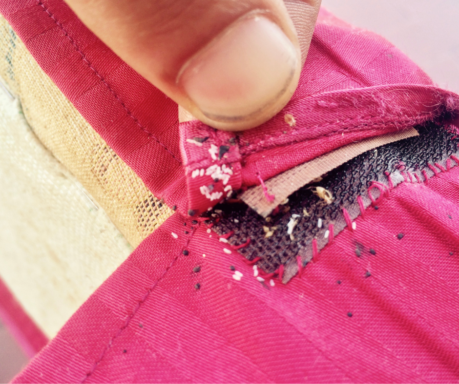 A cluster of bed bugs hidden in the seams of a mattress, showcasing how Don Valley Pest Management offers thorough pest control in Doncaster to eradicate bed bugs from your home.